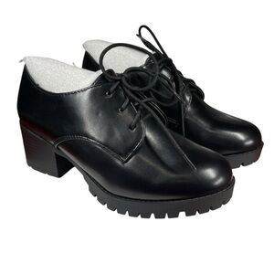 Sarah Jayne Krissy Oxford black Lace Up Shoes. Girl/women.